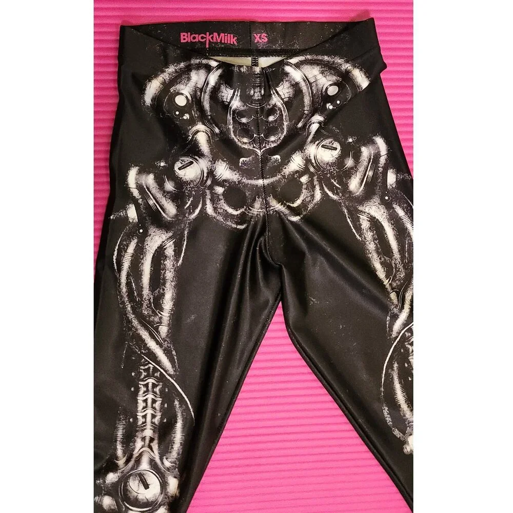 Blackmilk - Original Mechanical Bones Leggings - Size XS - Picture 3 of 6
